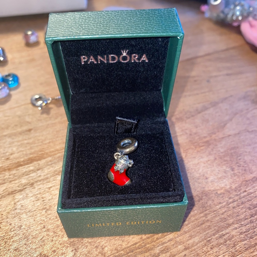 2017 Limited Edition Pandora Christmas Charm